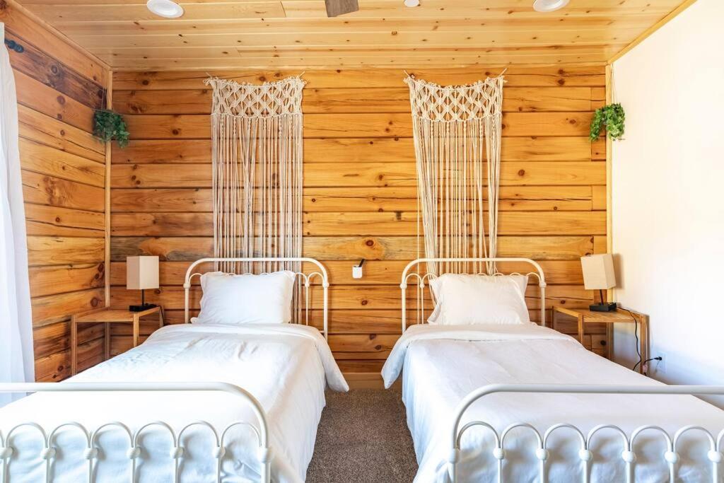 Modern Family Cabin Mins To Lake, Slopes & Hikes Big Bear City Exterior foto
