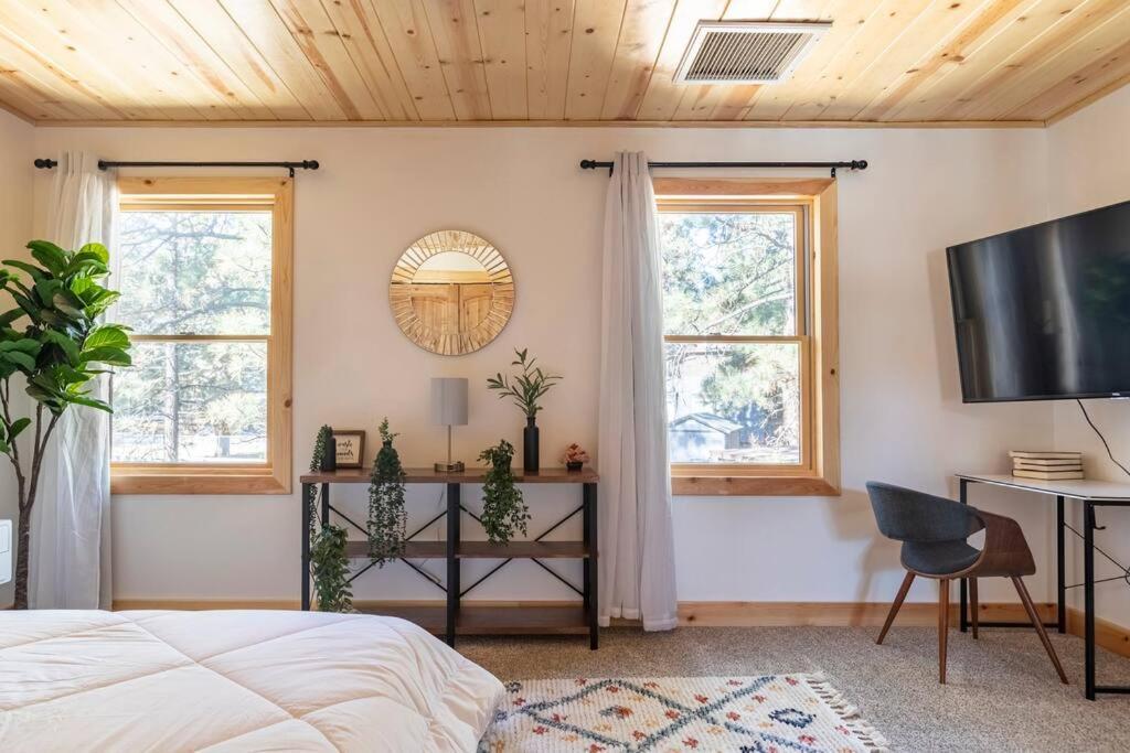 Modern Family Cabin Mins To Lake, Slopes & Hikes Big Bear City Exterior foto